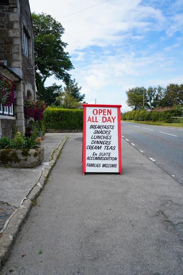 Fox & Hounds Hotel Lydford Exteriér fotografie